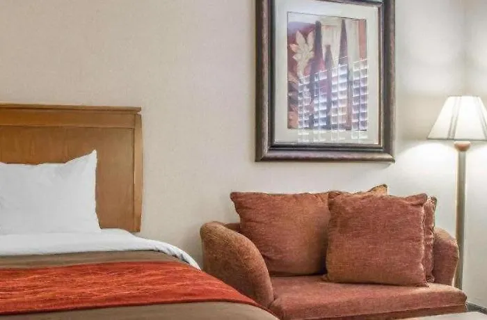 Hotel Comfort And Thatcher